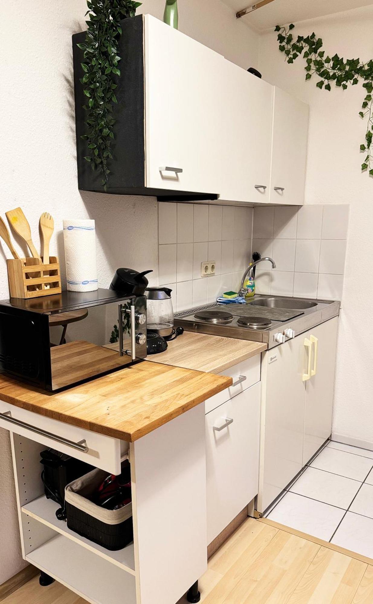 Zentrumnah Inklusive Parkplatz Jungle-Suite By Rentigo - Ruheoase Im Herzen Von Saarbruecken! Buitenkant foto